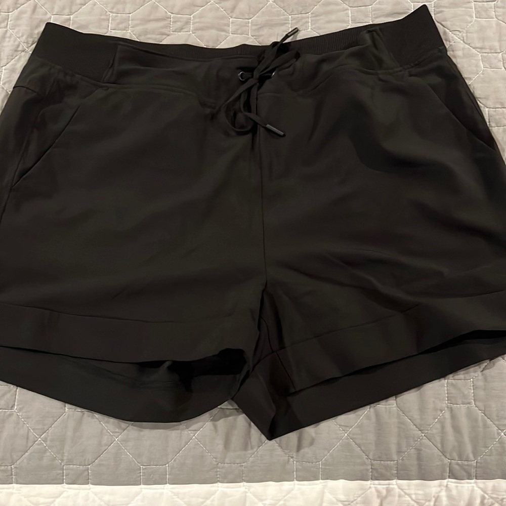 COPY - NWOT 90degree shorts xxl